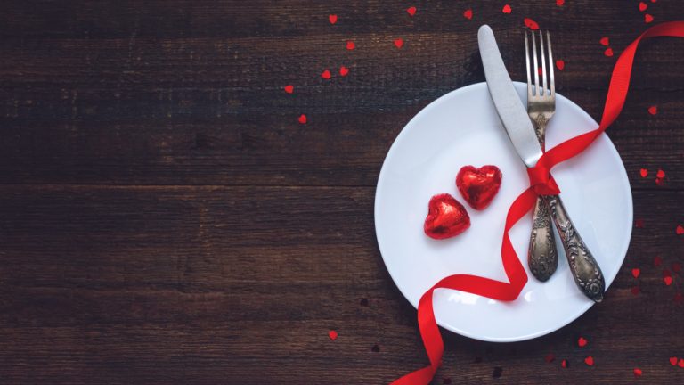 HOW YOUR RESTAURANT CAN SURVIVE THE VALENTINE’S DAY DINNER RUSH